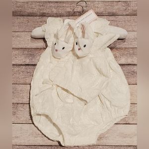 Cupcakes and Cashmere 3 Pc Easter Bunny Set Romper, Bonnet & Bunny Shoes 12M NWT